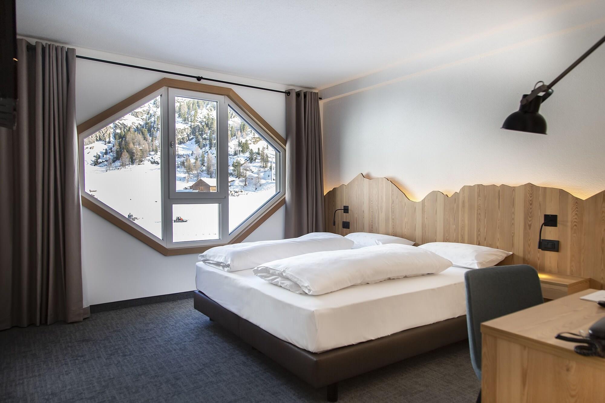 Blu Senales Zirm-cristal 4*